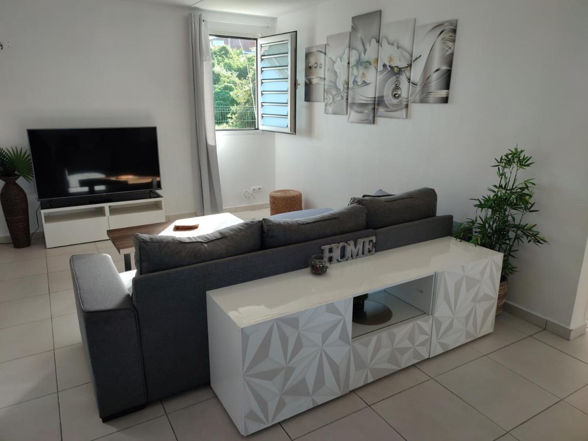 La Kaztelgood Villa เลอโกซิเยร์ ภายนอก รูปภาพ